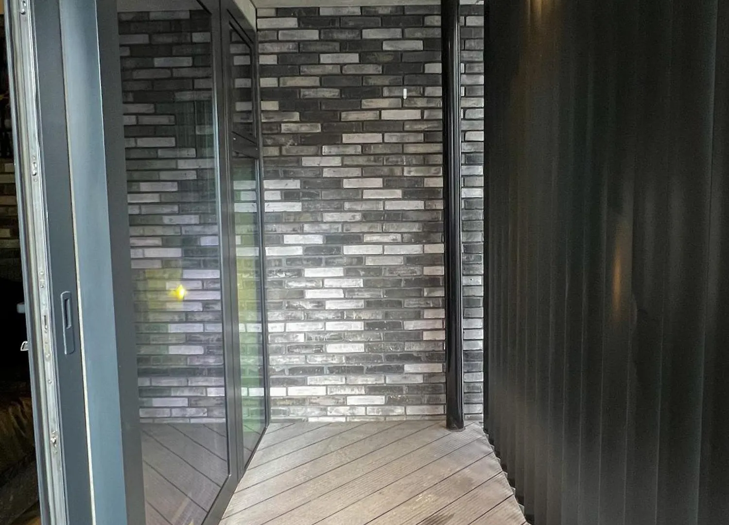 Luxury Apartment In The Heart Of London!